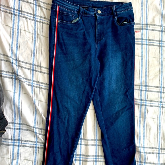 Jeans blue with red and white stripes - Picture 1 of 4